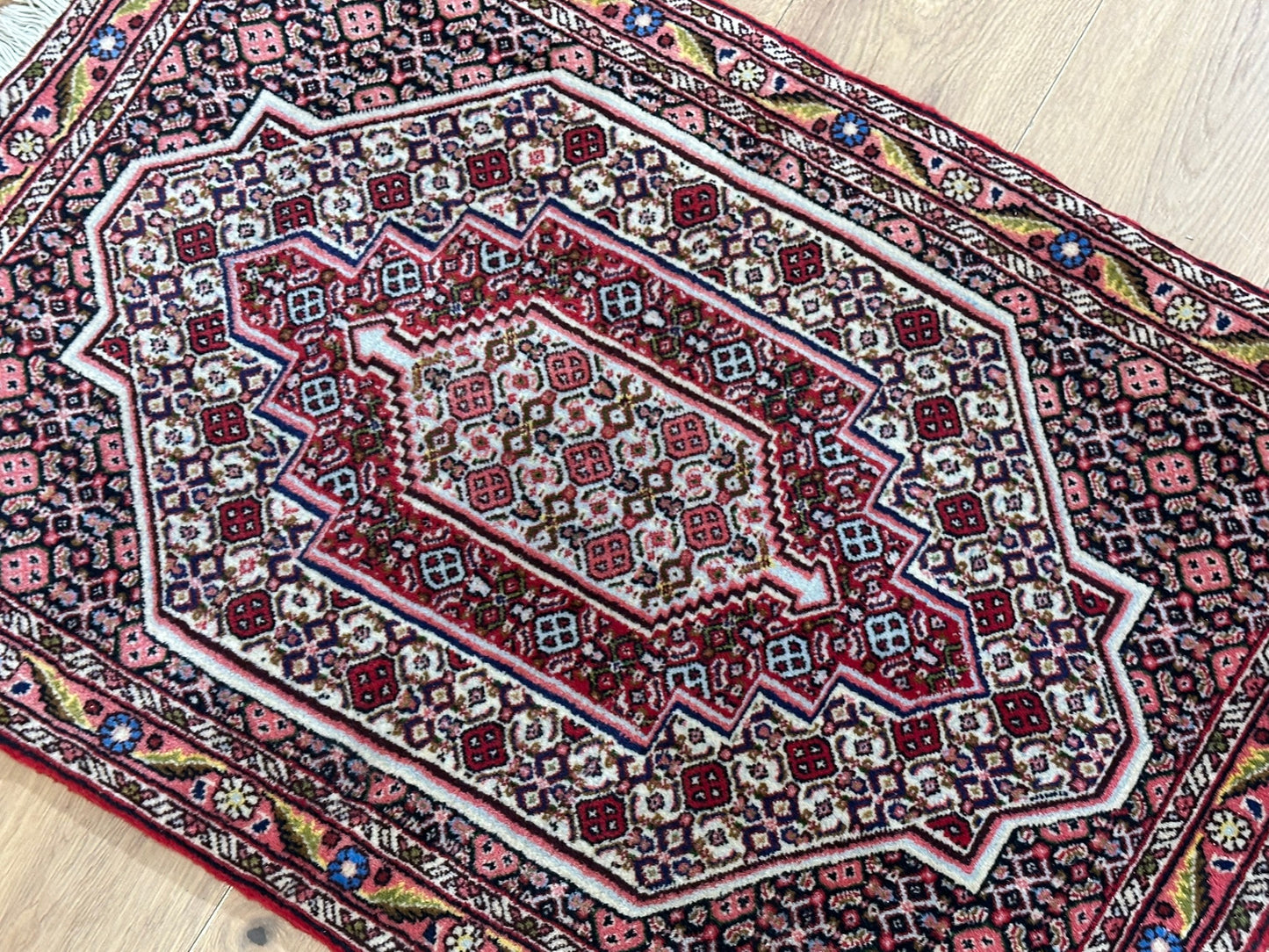 Orientteppich handgeknüpft Senneh Bidjar 105x70 cm