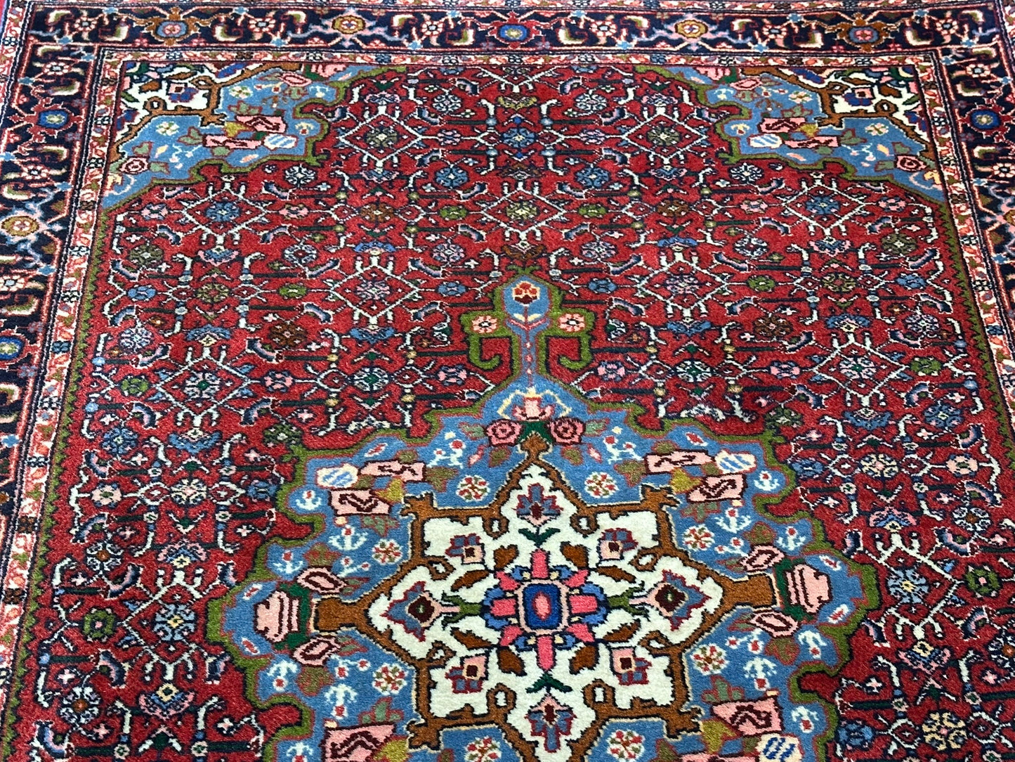 Orientteppich handgeknüpft Bidjar 155x100 cm Medaillon sehr gut