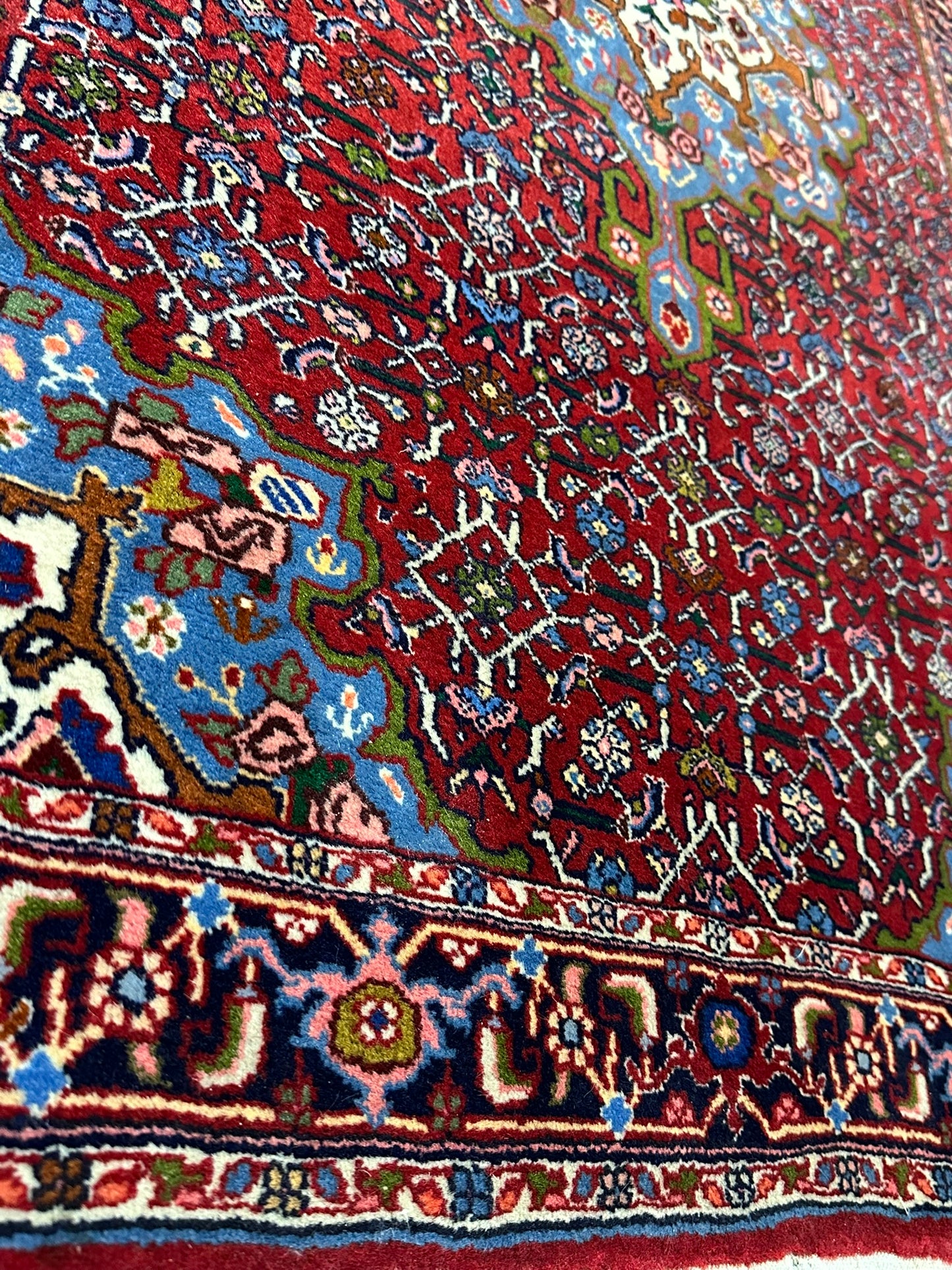 Orientteppich handgeknüpft Bidjar 155x100 cm Medaillon sehr gut