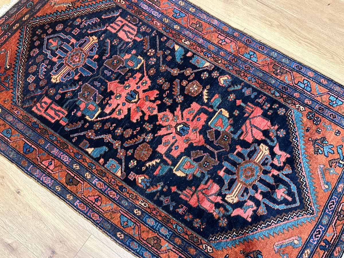 Antiker Orientteppich handgeknüpft Malayer 185x110 cm