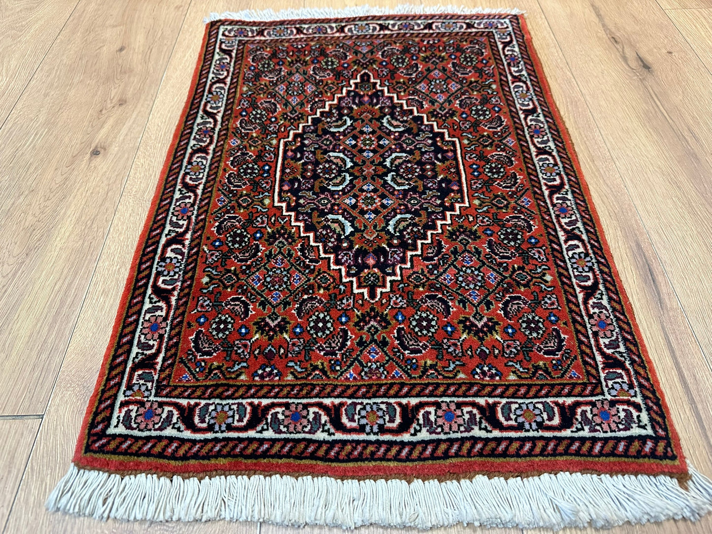 Orientteppich handgeknüpft Bidjar 70x50 cm Medallion