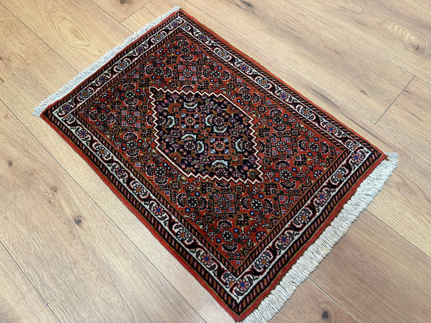 Orientteppich handgeknüpft Bidjar 70x50 cm Medallion