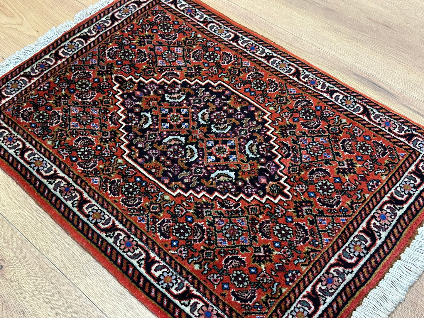 Orientteppich handgeknüpft Bidjar 70x50 cm Medallion
