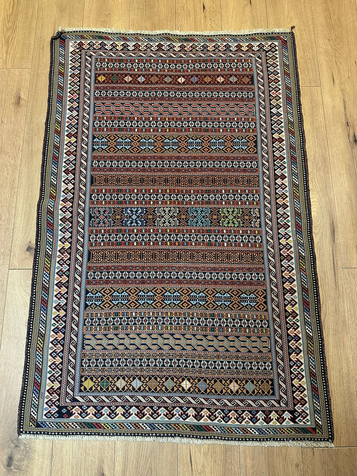 Orientteppich handgeknüpft Bachtiar Kelim Sumach 150x100cm