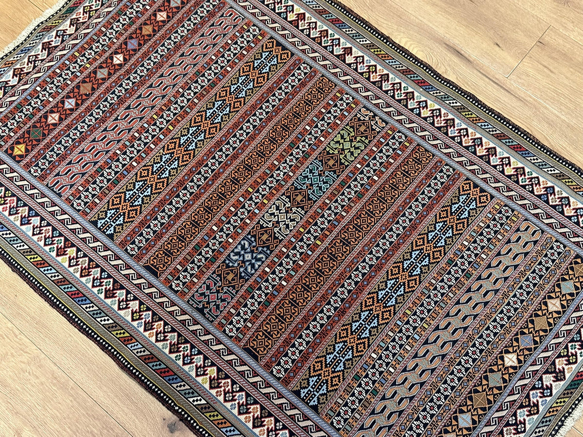 Orientteppich handgeknüpft Bachtiar Kelim Sumach 150x100cm