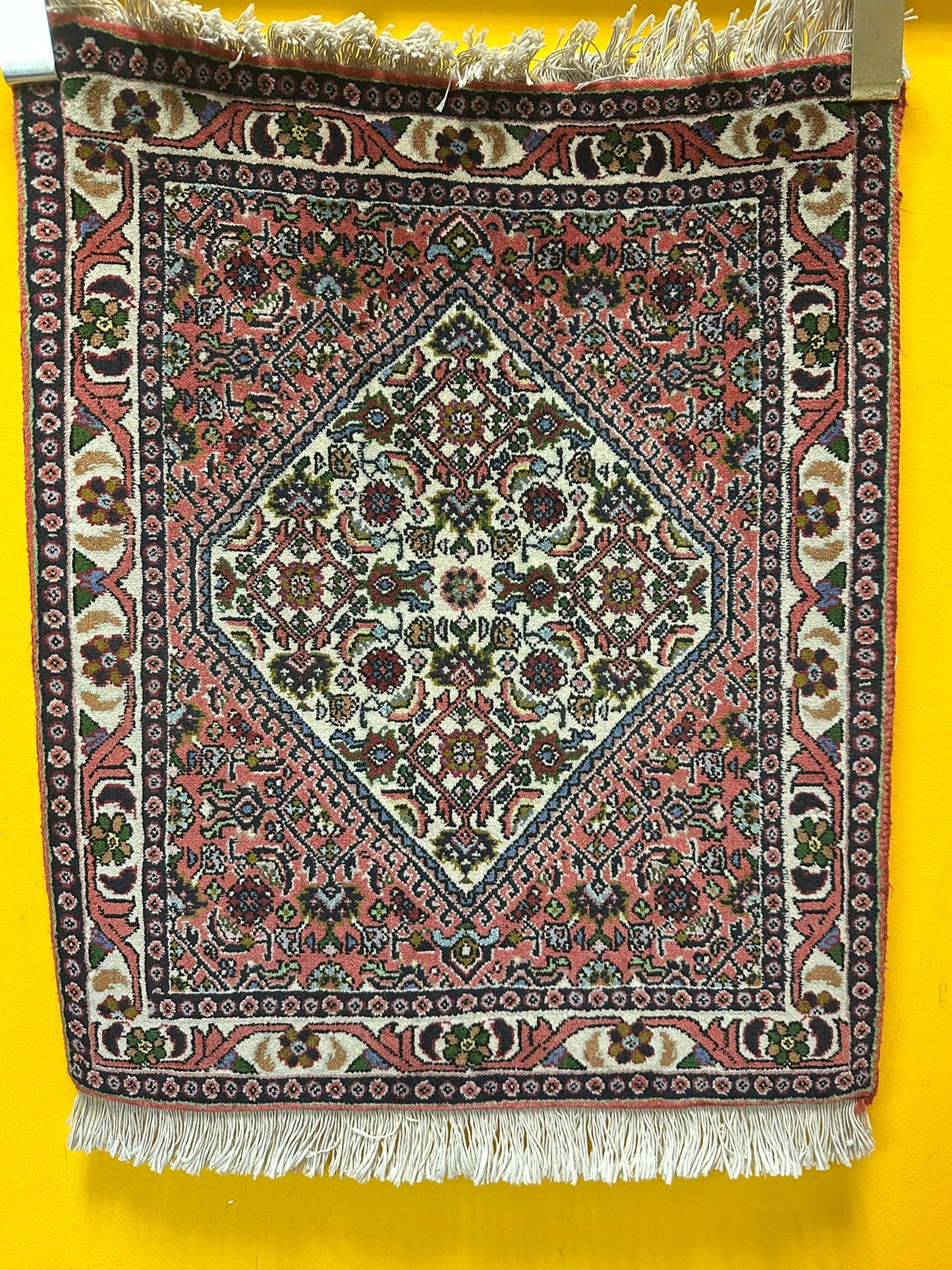 Orientteppich handgeknüpft Bidjar 64x52 cm Medallion