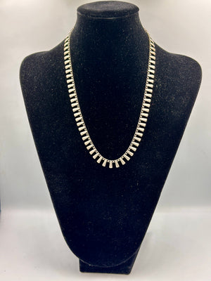 Antikes Silberfarbenes Collier Halskette - Vintage-Design