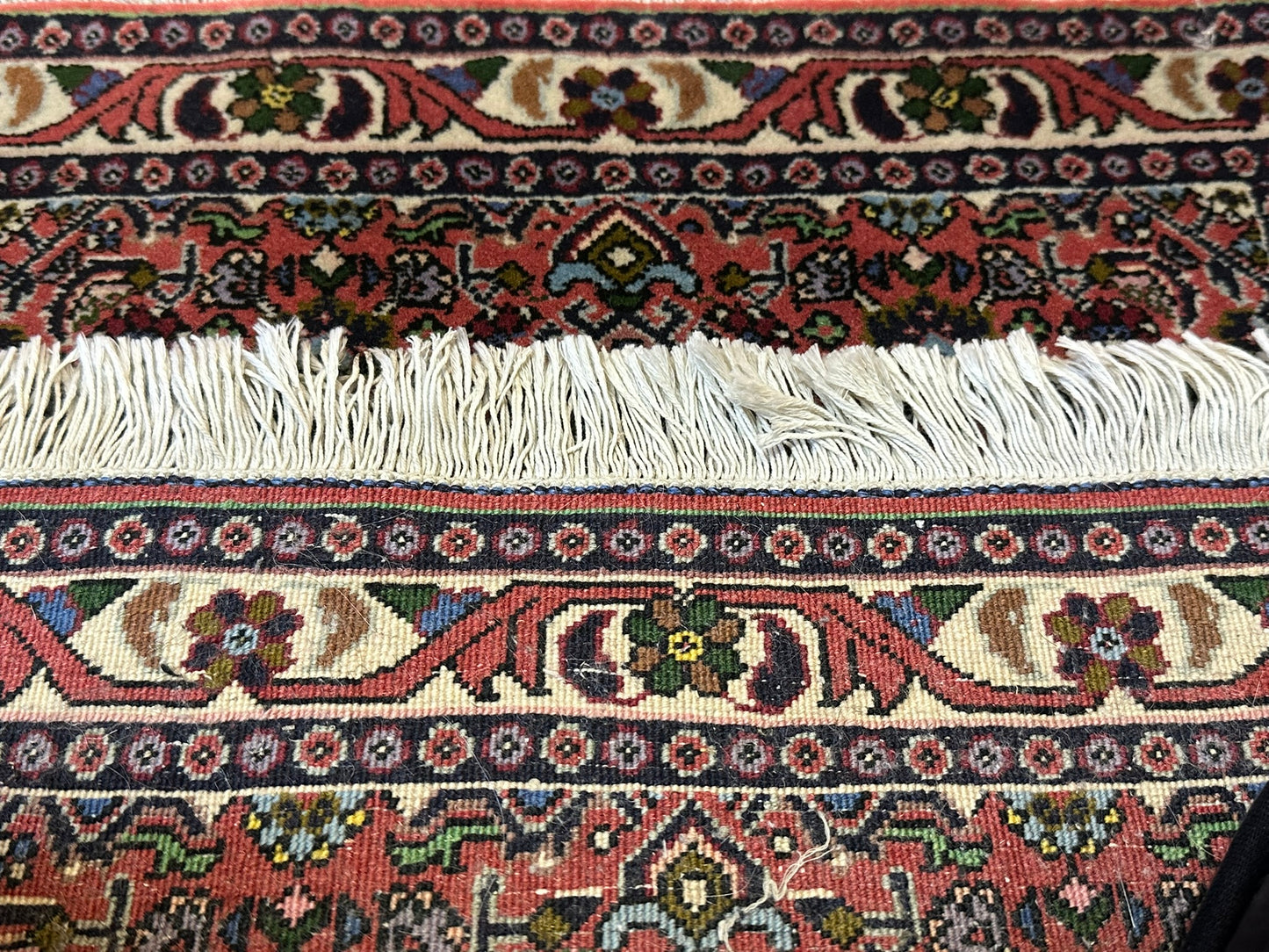 Orientteppich handgeknüpft Bidjar 64x52 cm Medallion