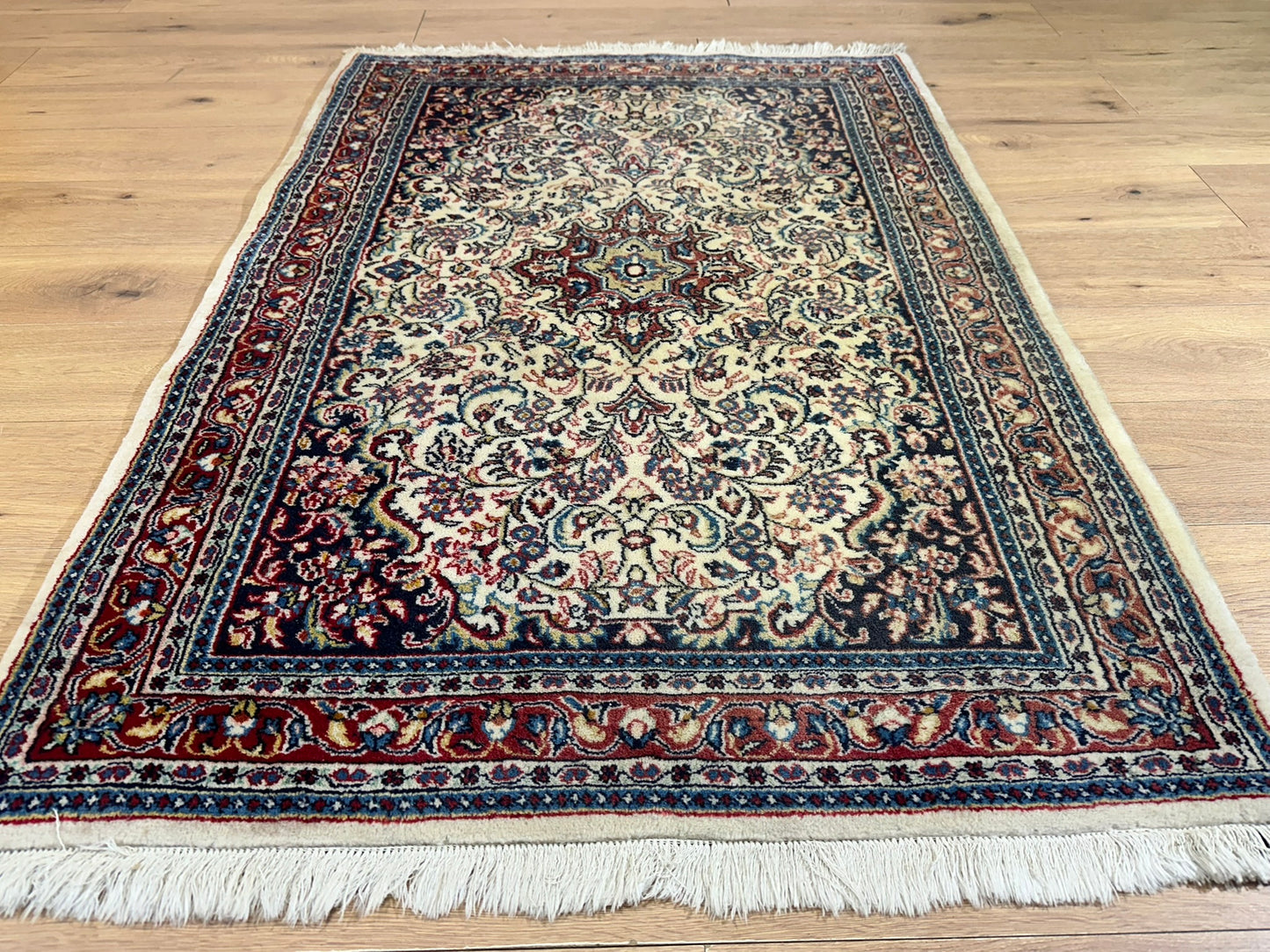 Orientteppich handgeknüpft Sarough 160x110cm