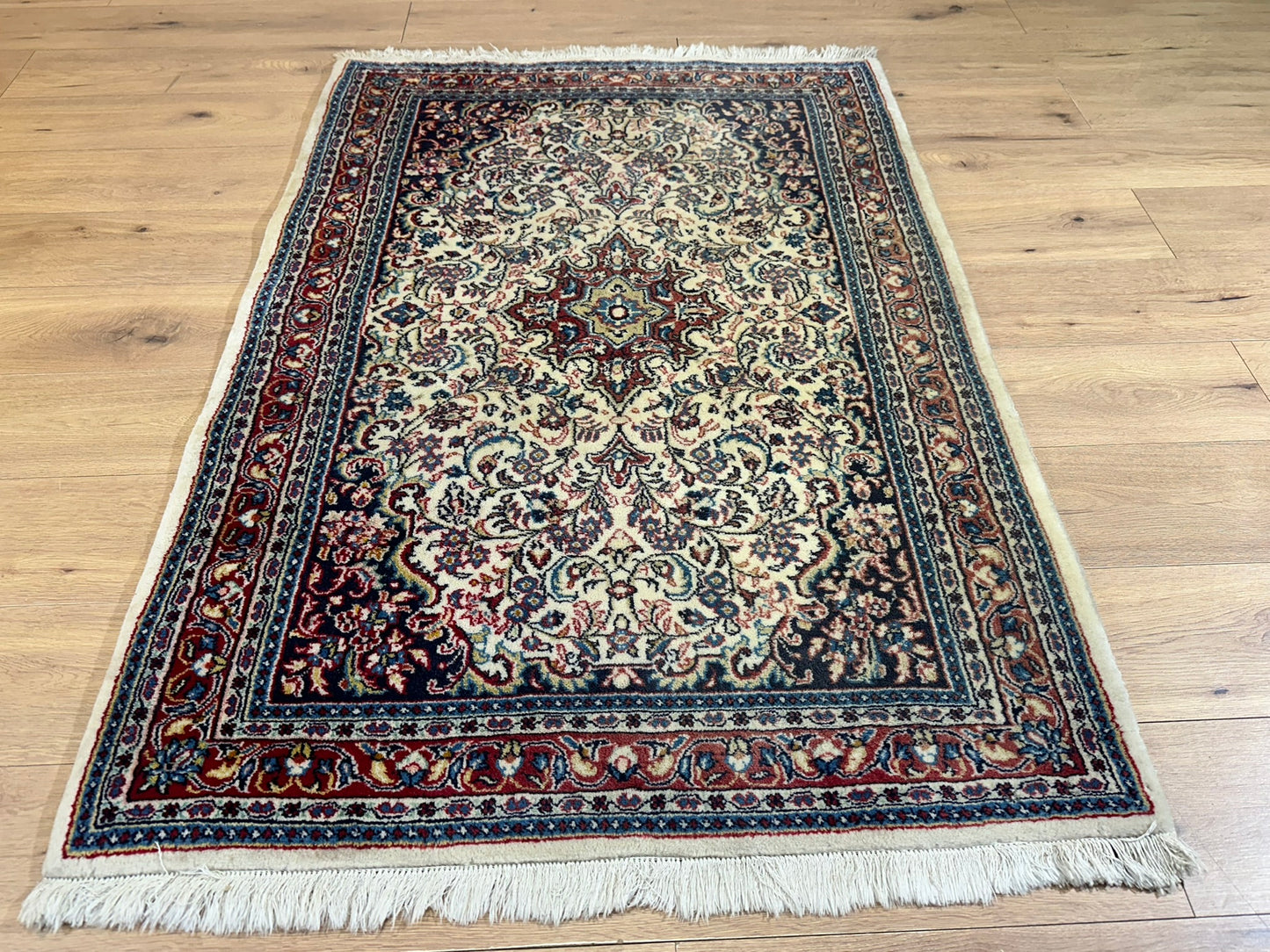 Orientteppich handgeknüpft Sarough 160x110cm