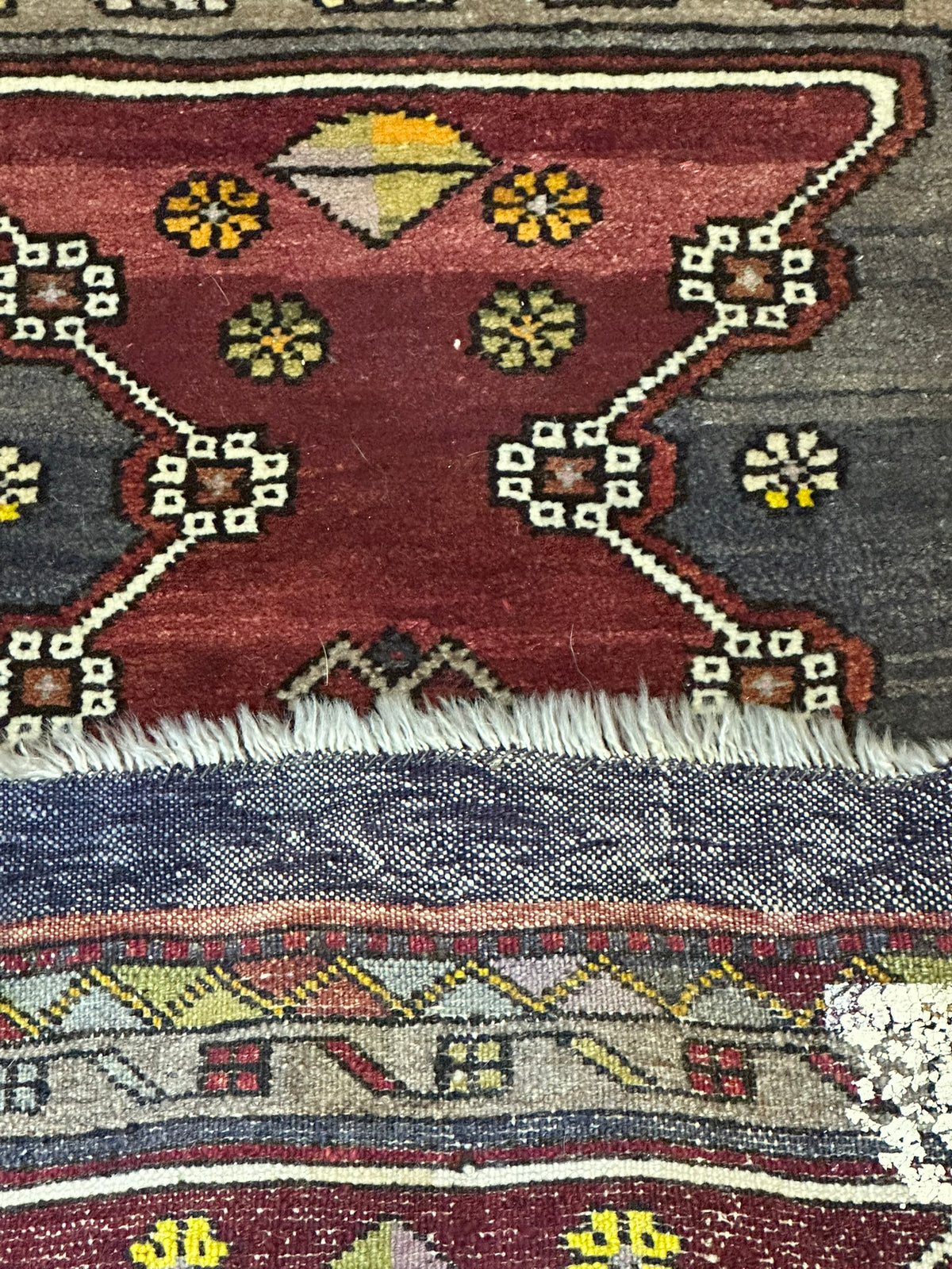 Antiker Orientteppich handgeknüpft Türkei Yahali 100 x 50 cm