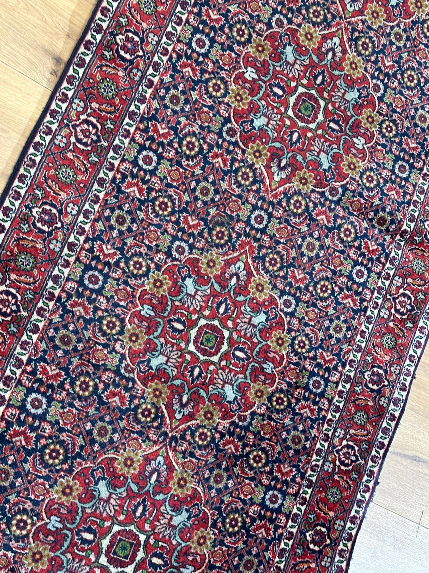 Orientteppich handgeknüpft Bidjar Läufer 290x86 cm