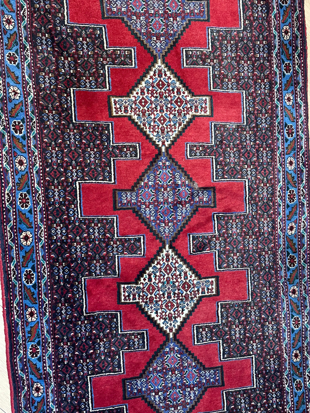 Orientteppich handgeknüpft Senneh 290 x 90 cm