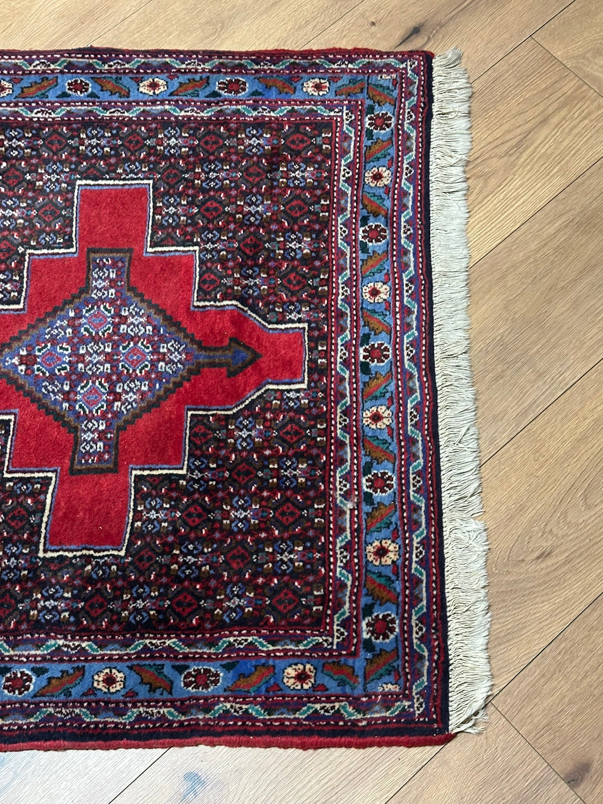 Orientteppich handgeknüpft Senneh 290 x 90 cm