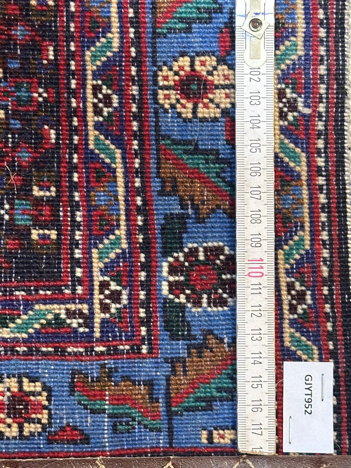 Orientteppich handgeknüpft Senneh 290 x 90 cm
