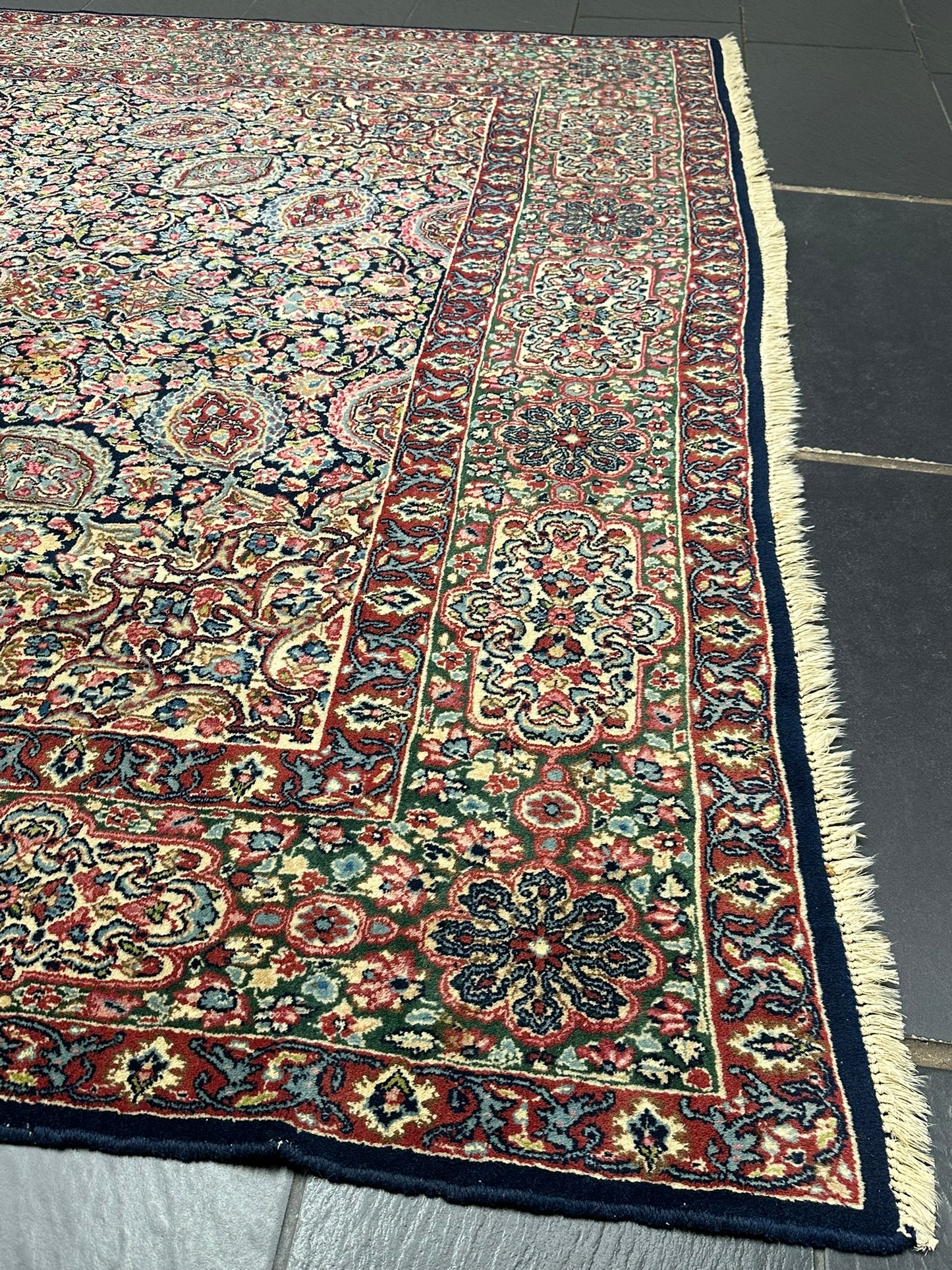 Orientteppich handgeknüpft Kirman Lawer antik  343x196 cm