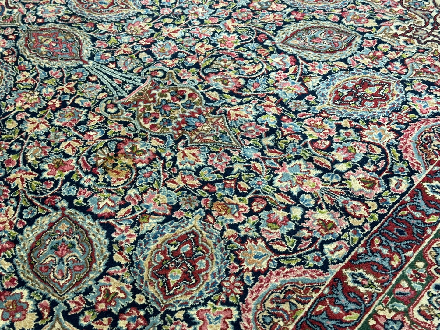 Orientteppich handgeknüpft Kirman Lawer antik  343x196 cm