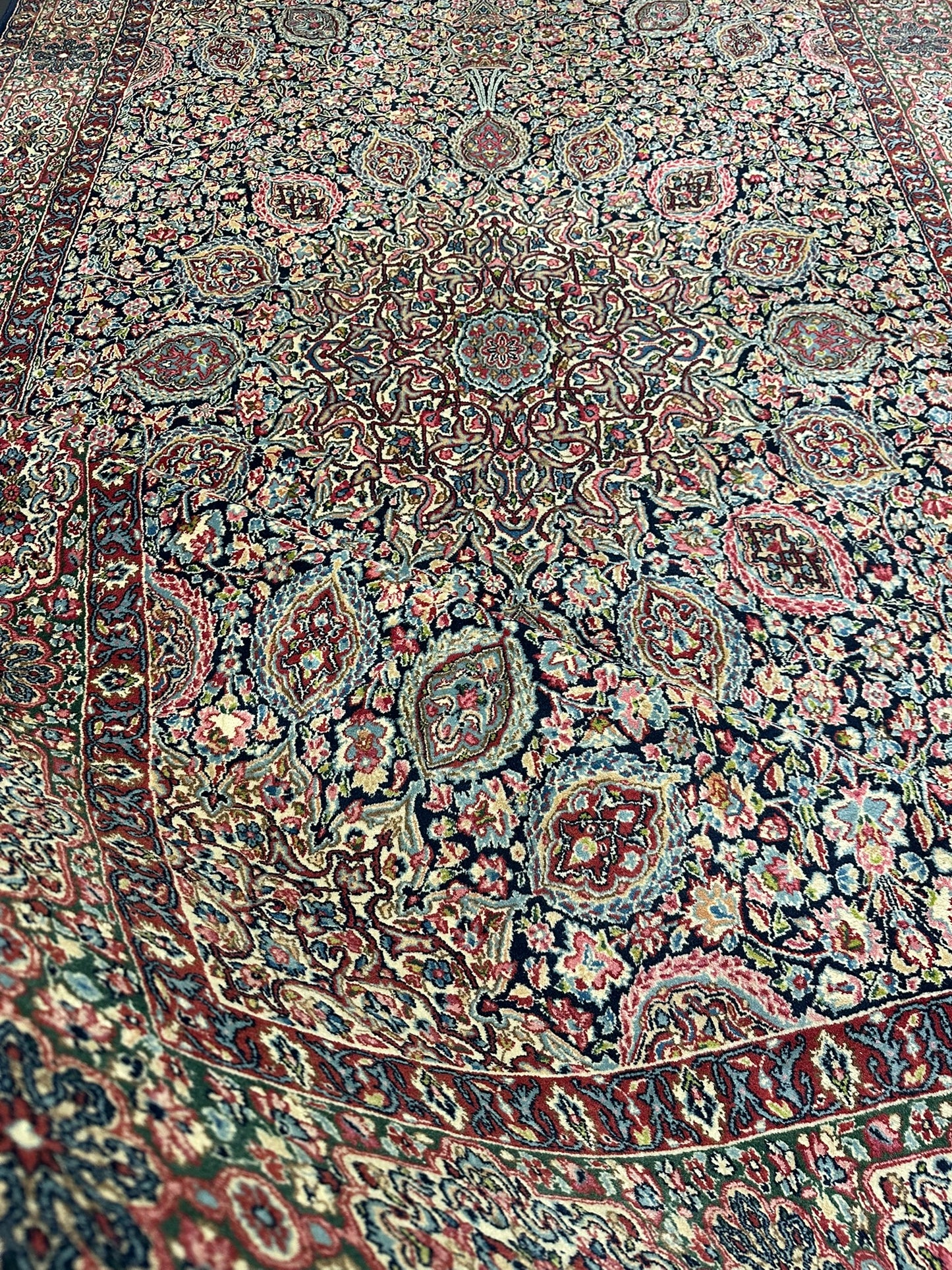 Orientteppich handgeknüpft Kirman Lawer antik  343x196 cm