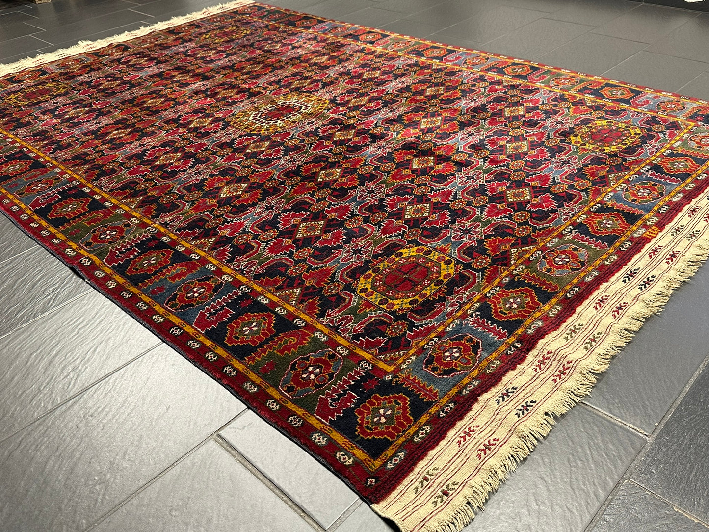 Orientteppich handgeknüpft 306x205 cm Buchara antik Teppich