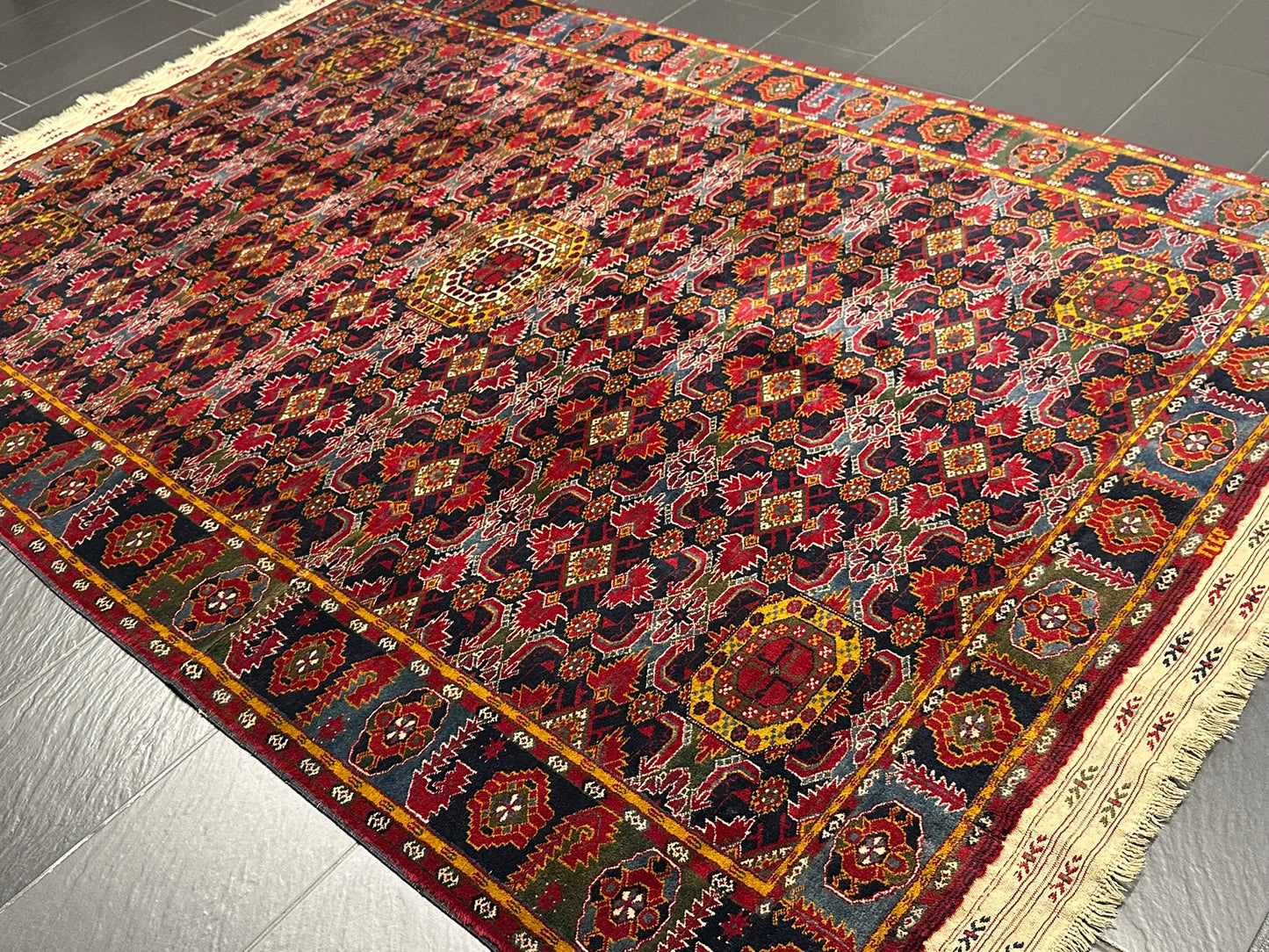 Orientteppich handgeknüpft 306x205 cm Buchara antik Teppich