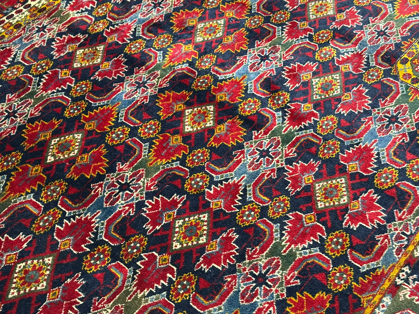 Orientteppich handgeknüpft 306x205 cm Buchara antik Teppich