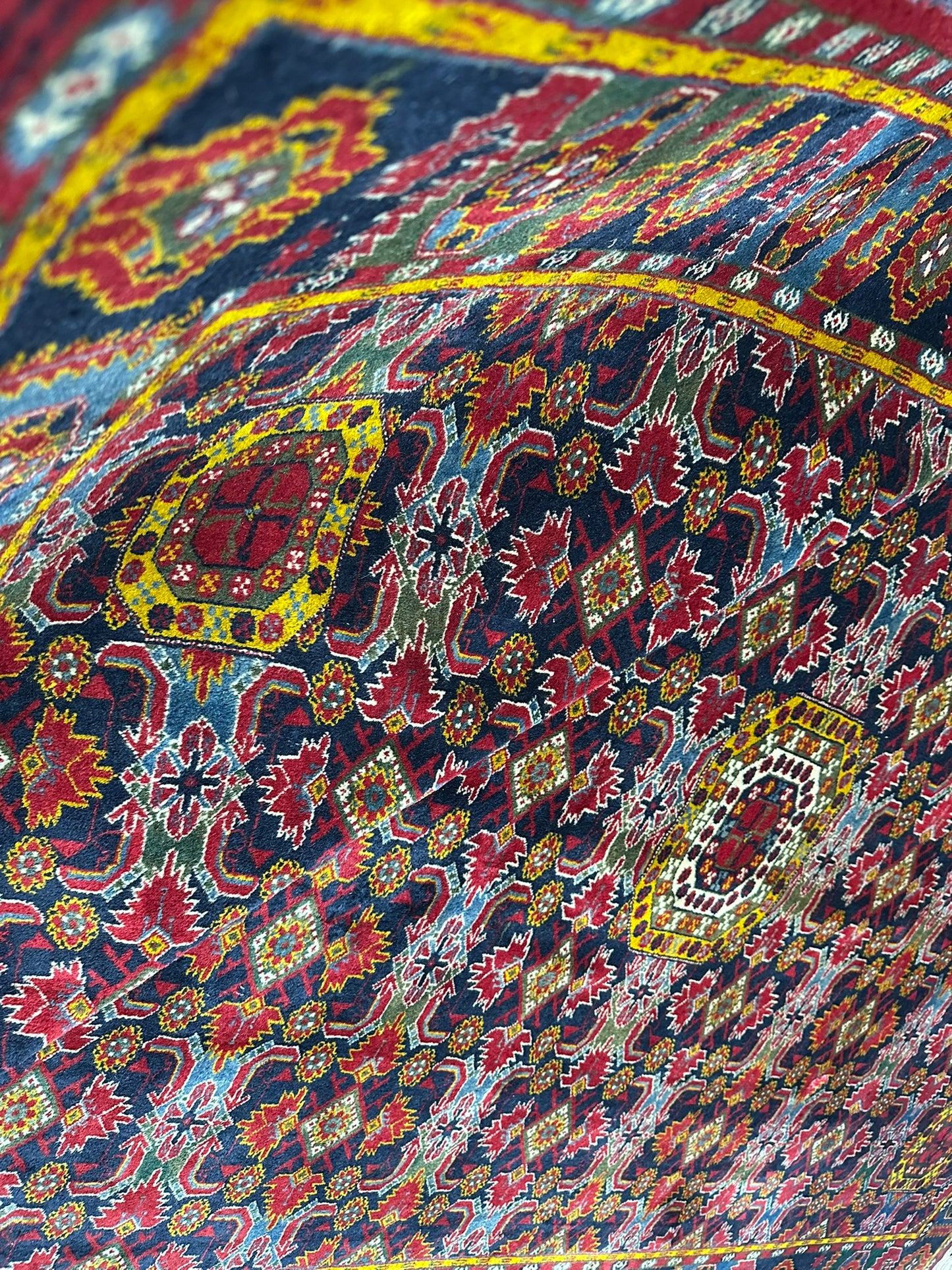 Orientteppich handgeknüpft 306x205 cm Buchara antik Teppich