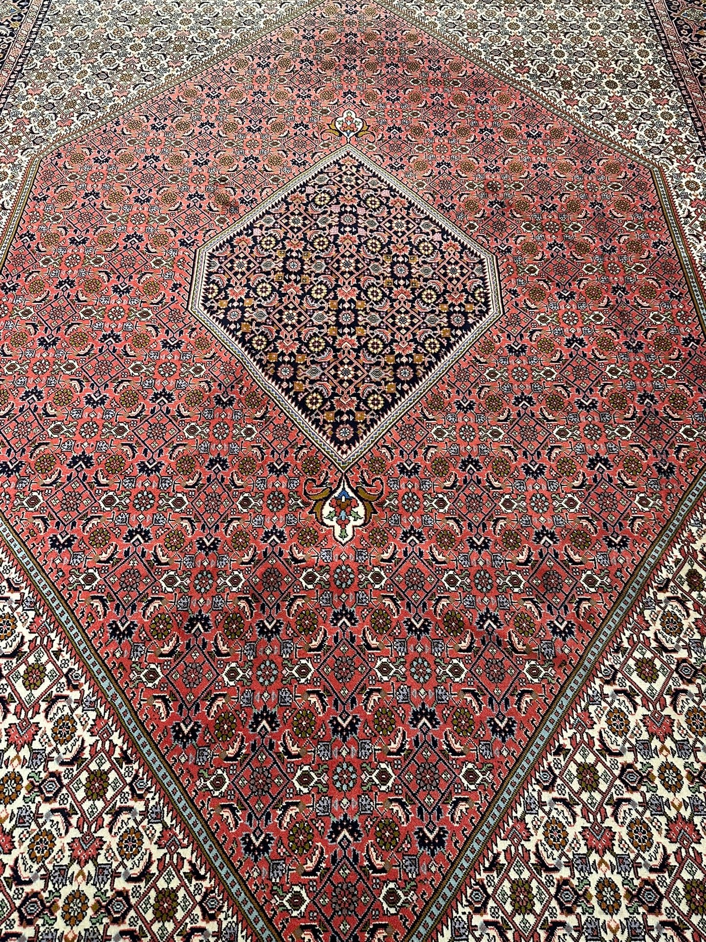 Orientteppich handgeknüpft 355x243 cm Bidjar Korkwolle
