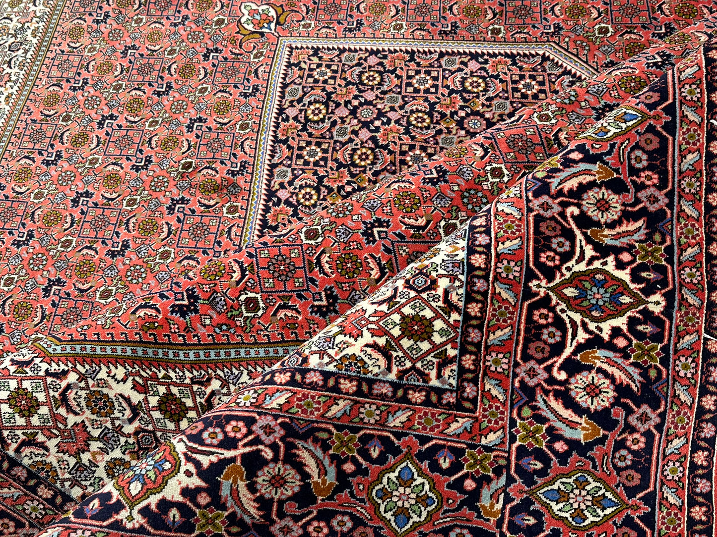 Orientteppich handgeknüpft 355x243 cm Bidjar Korkwolle