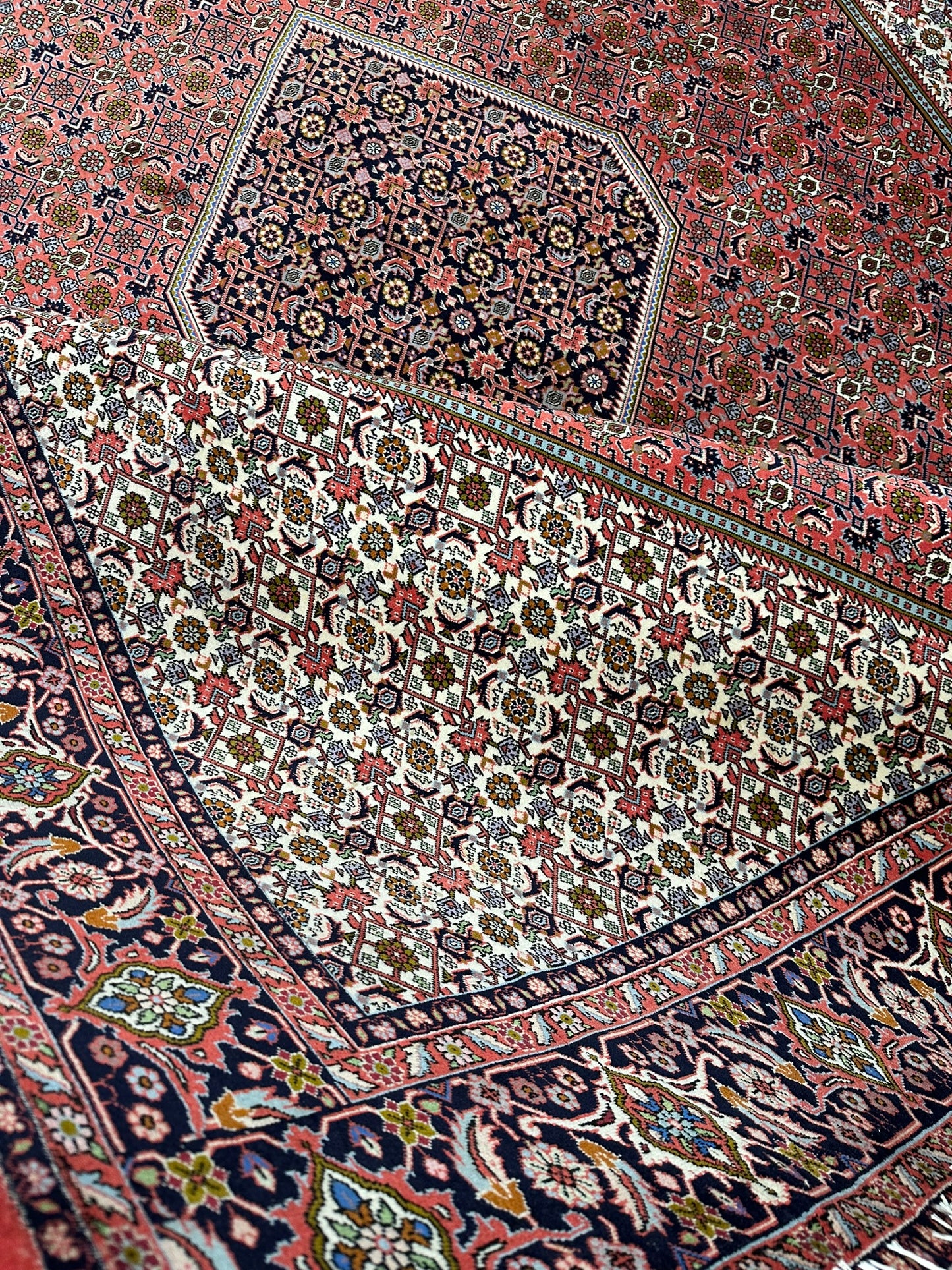 Orientteppich handgeknüpft 355x243 cm Bidjar Korkwolle