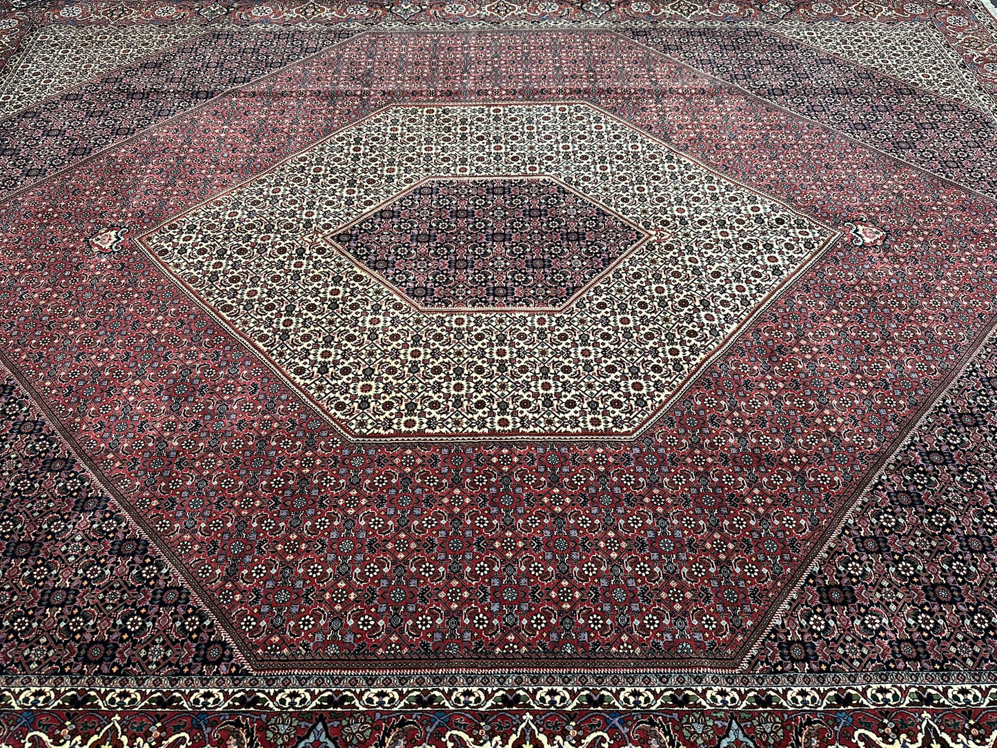 Orientteppich handgeknüpft 387x300 cm Bidjar Korkwolle