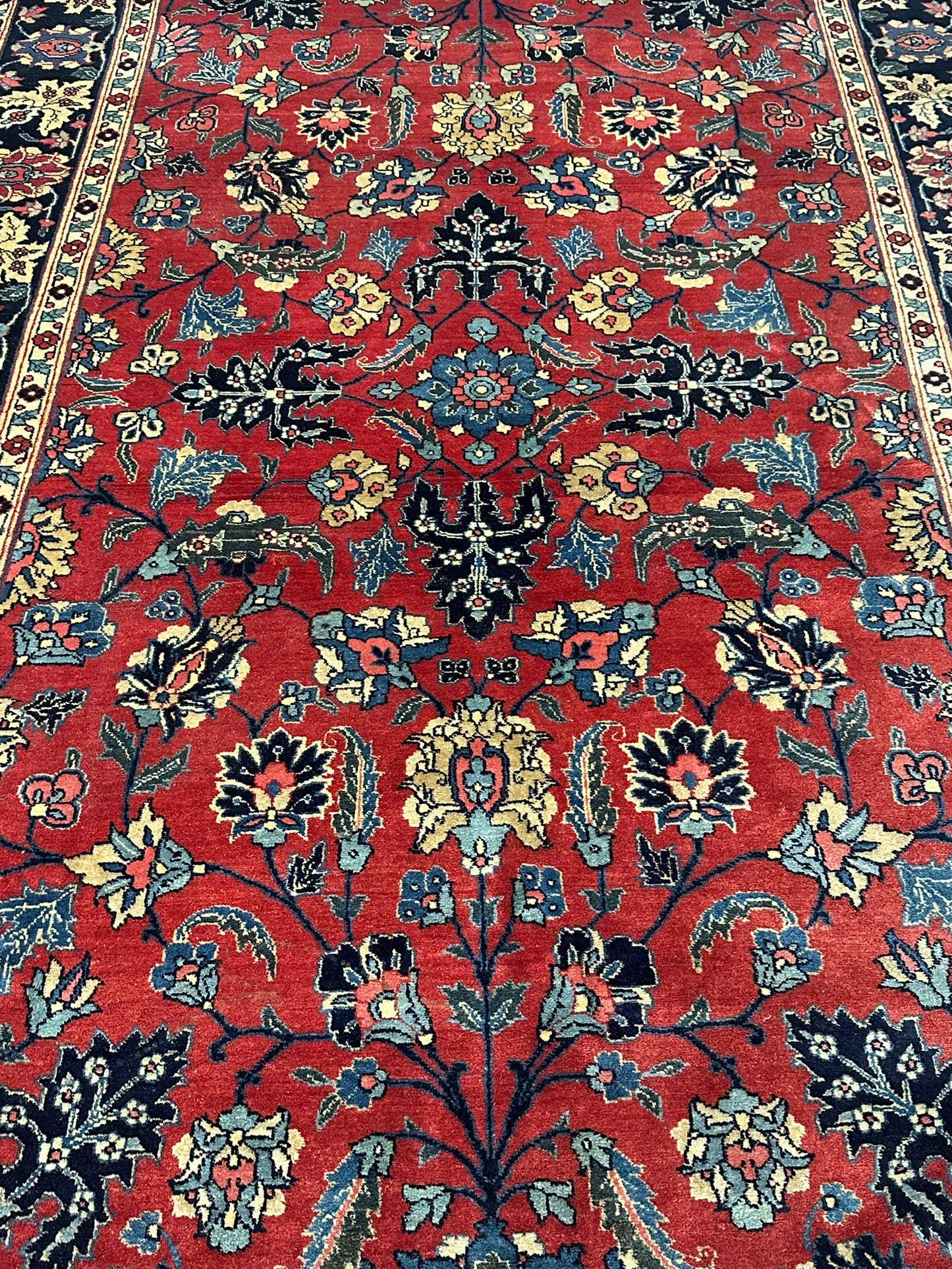 Antiker Orientteppich handgeknüpft Täbriz 275x180 cm