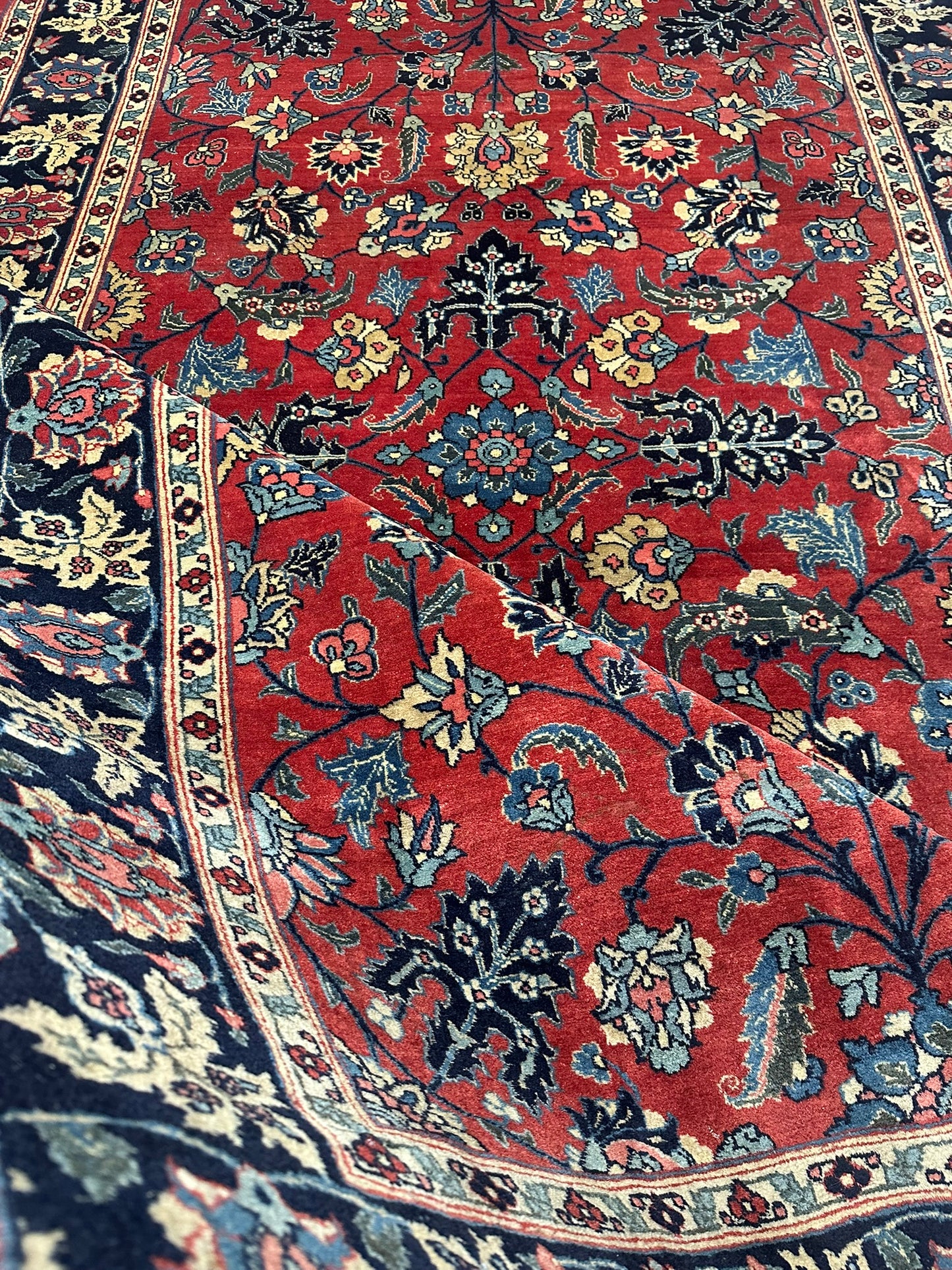 Antiker Orientteppich handgeknüpft Täbriz 275x180 cm