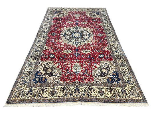 Orientteppich handgeknüpft Nain mit Seide 355x225 cm