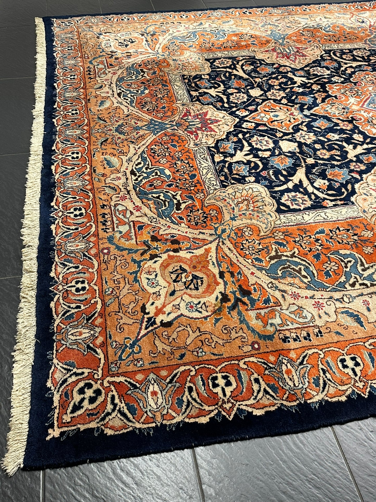 Orientteppich handgeknüpft 357x247 cm Kashmar Vasenmuster