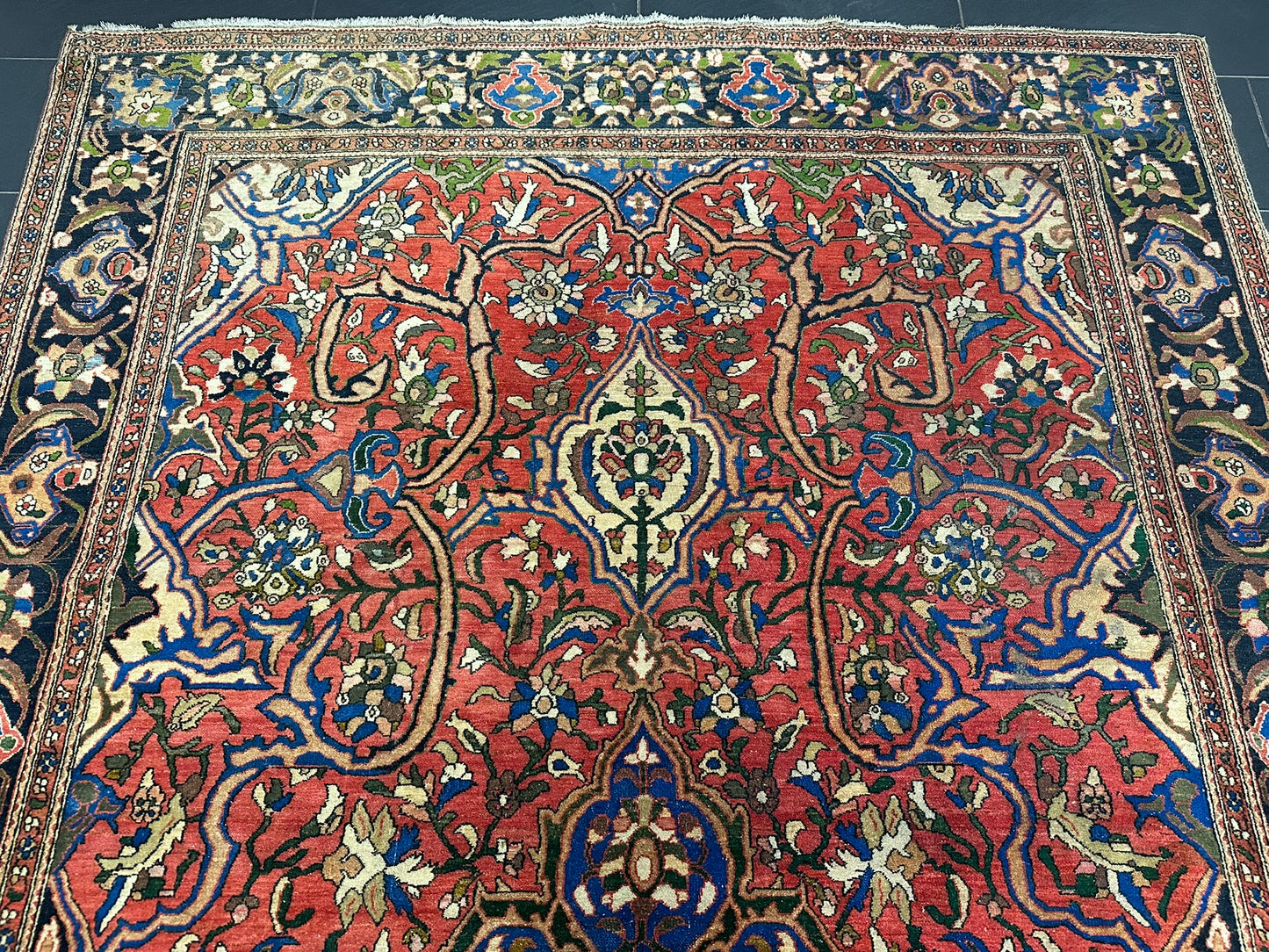 antik Orientteppich handgeknüpft Isfahan naturfarben  305x210 cm