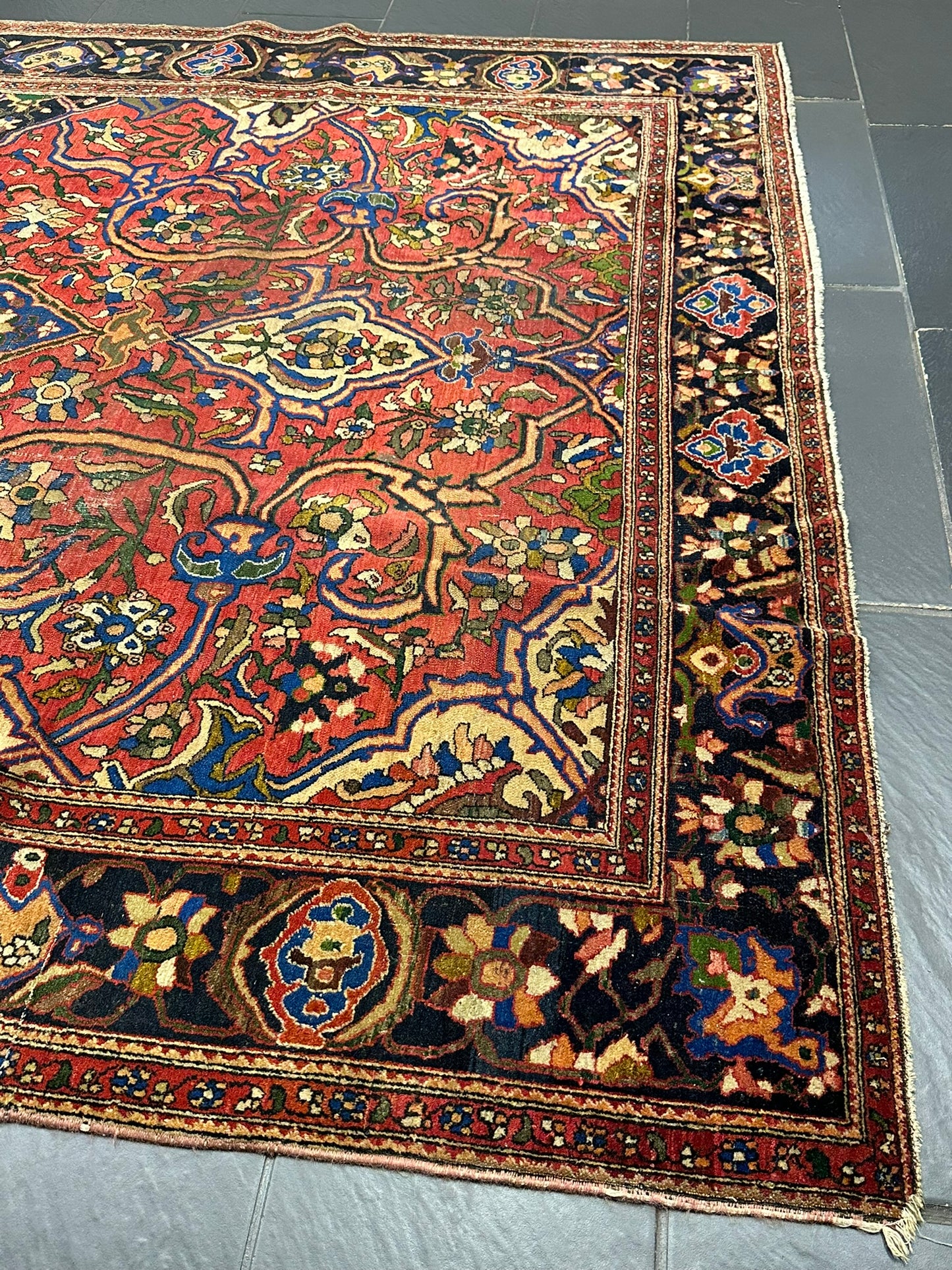 antik Orientteppich handgeknüpft Isfahan naturfarben  305x210 cm