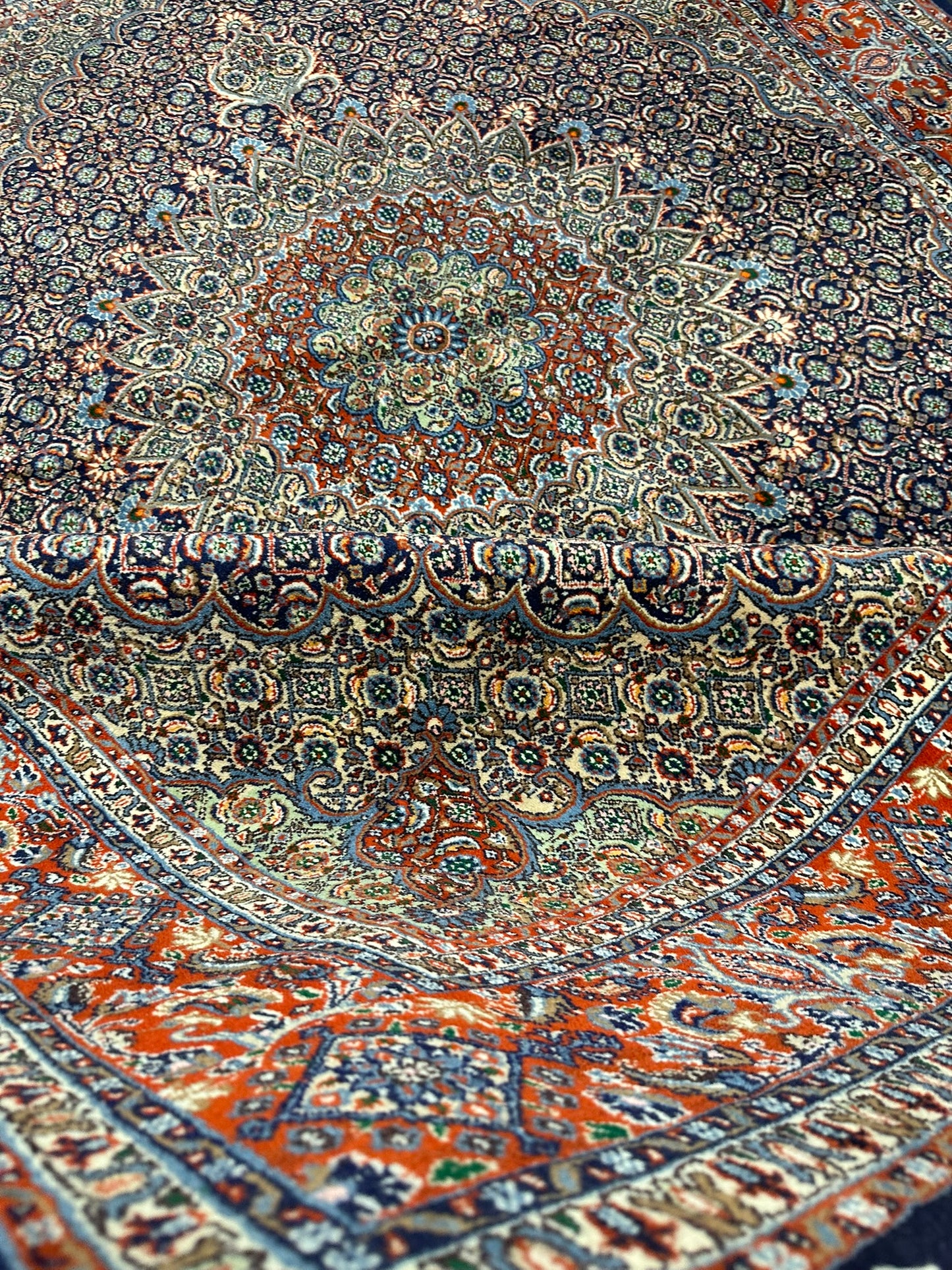 Orientteppich handgeknüpft Moud Medaillon 265x200 cm