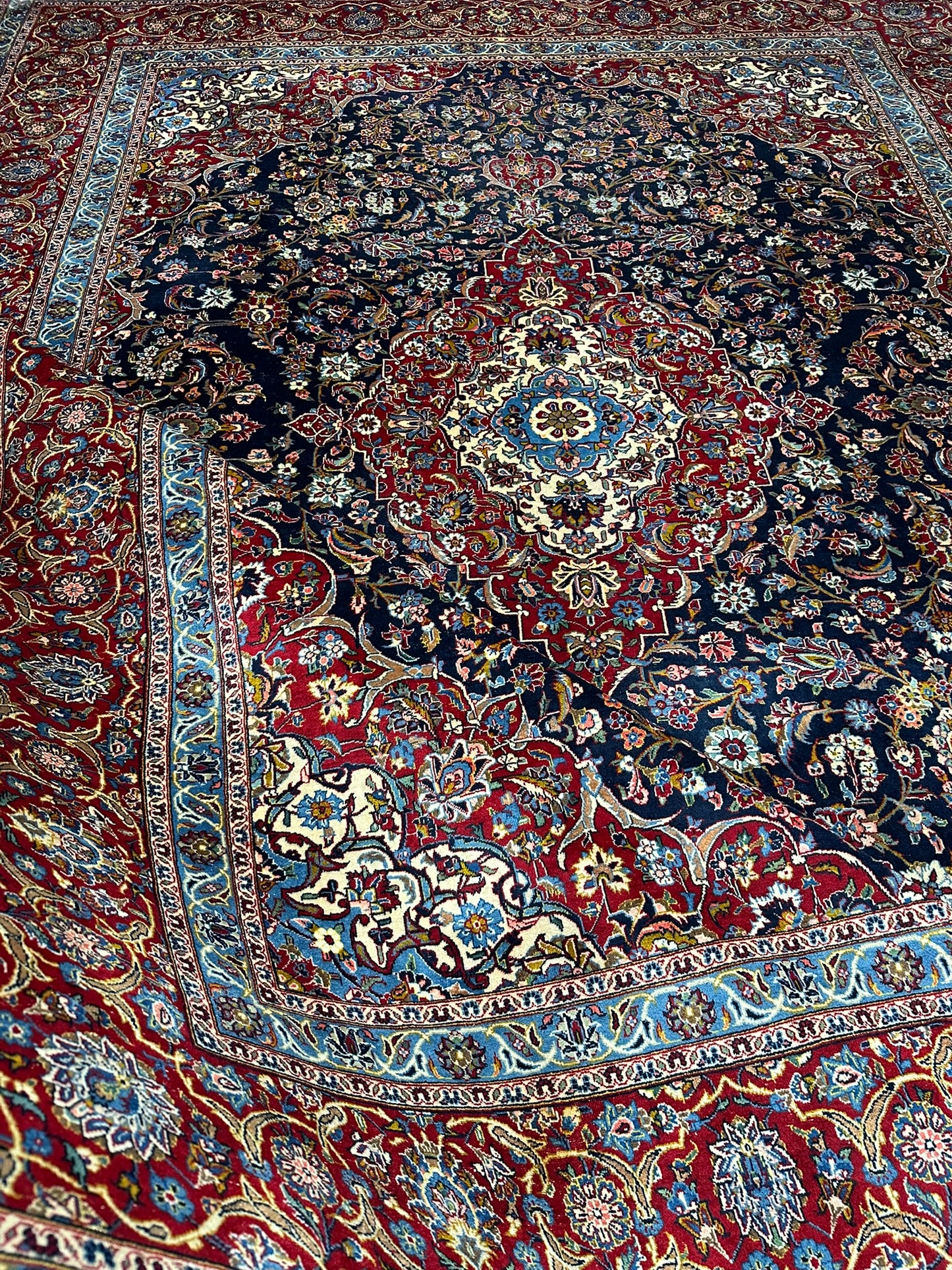 Orientteppich handgeknüpft Keschan Medaillon 400x300 cm