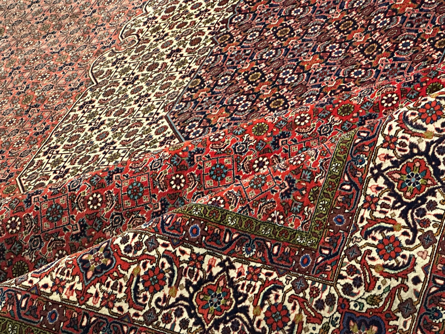 Orientteppich handgeknüpft Bidjar Korkwolle 340x255 cm