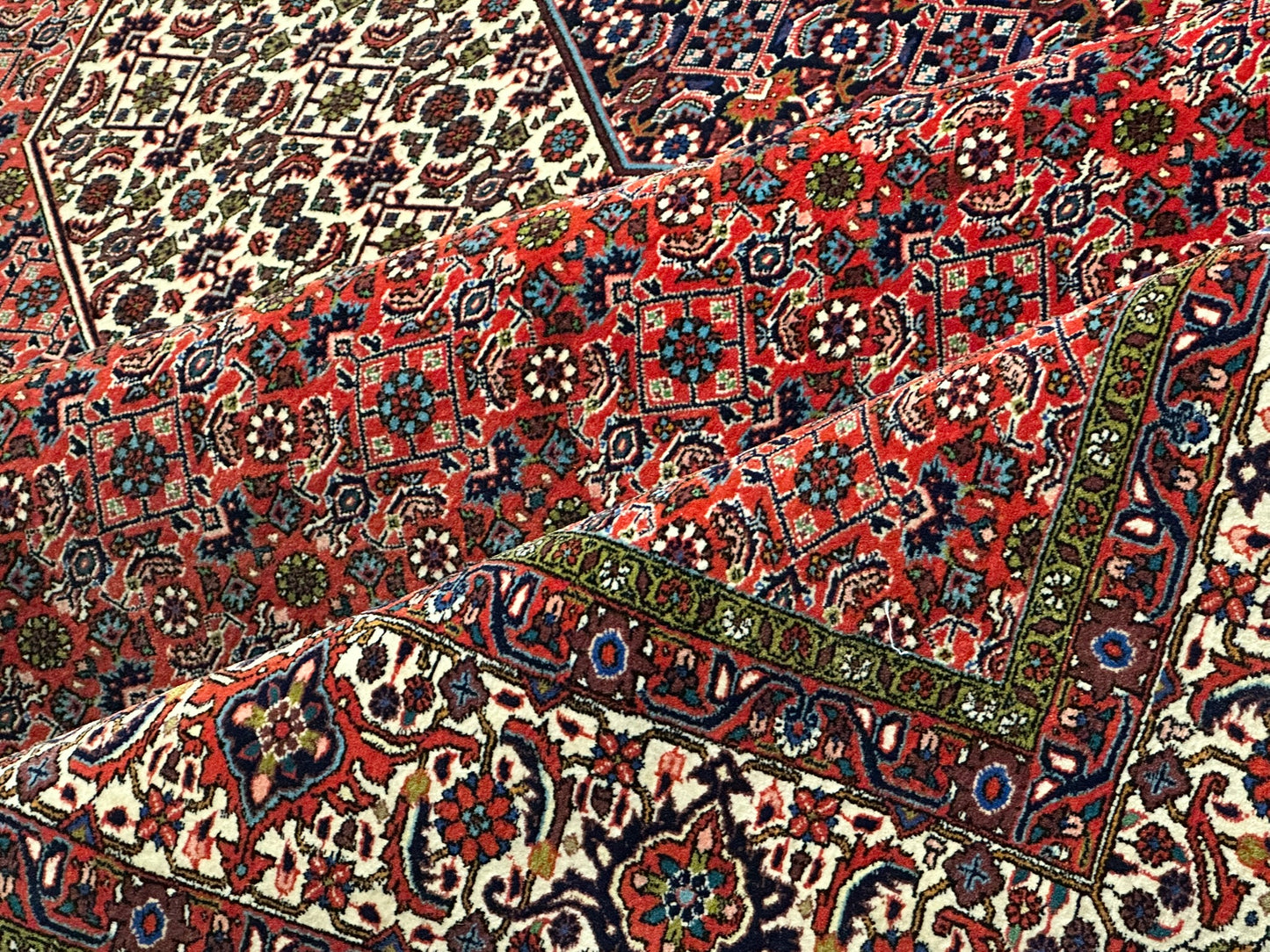 Orientteppich handgeknüpft Bidjar Korkwolle 340x255 cm