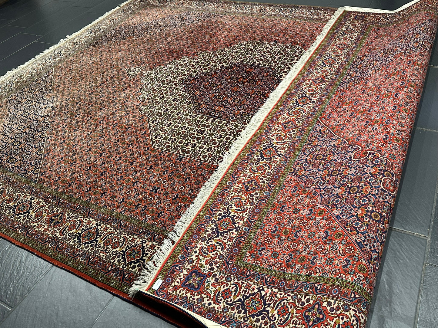 Orientteppich handgeknüpft Bidjar Korkwolle 340x255 cm