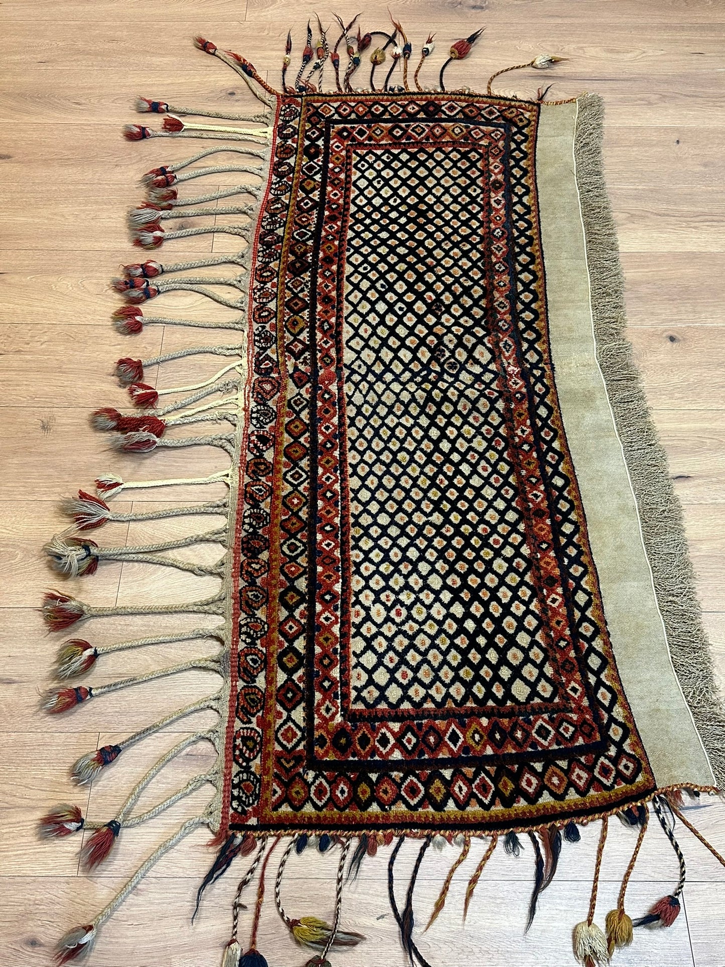 Orientteppich handgeknüpft 155x67 Bachtiar Muster antiker