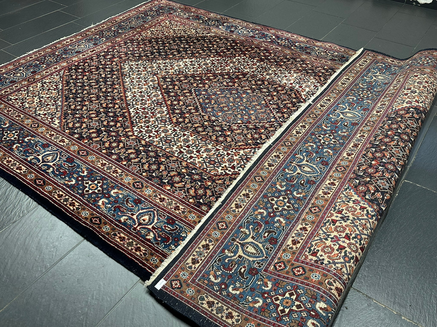 Orientteppich handgeknüpft Bidjar 315x217 cm