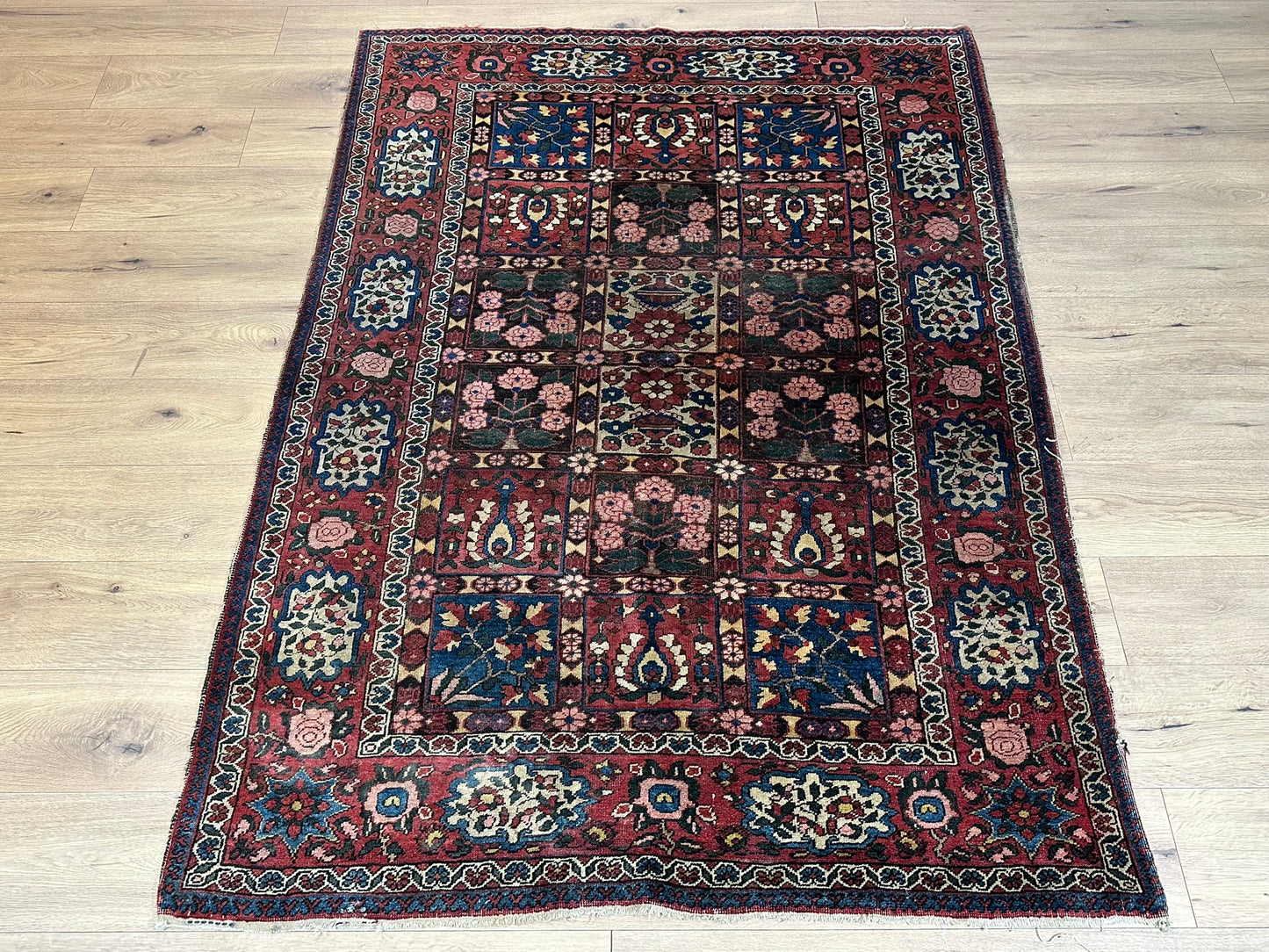 Antik Orientteppich handgeknüpft  Bachtiar naturfarben 200x145 cm