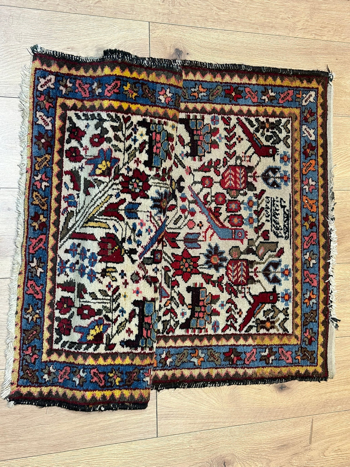 Orientteppich handgeknüpft Bachtiar 120 x 77 cm