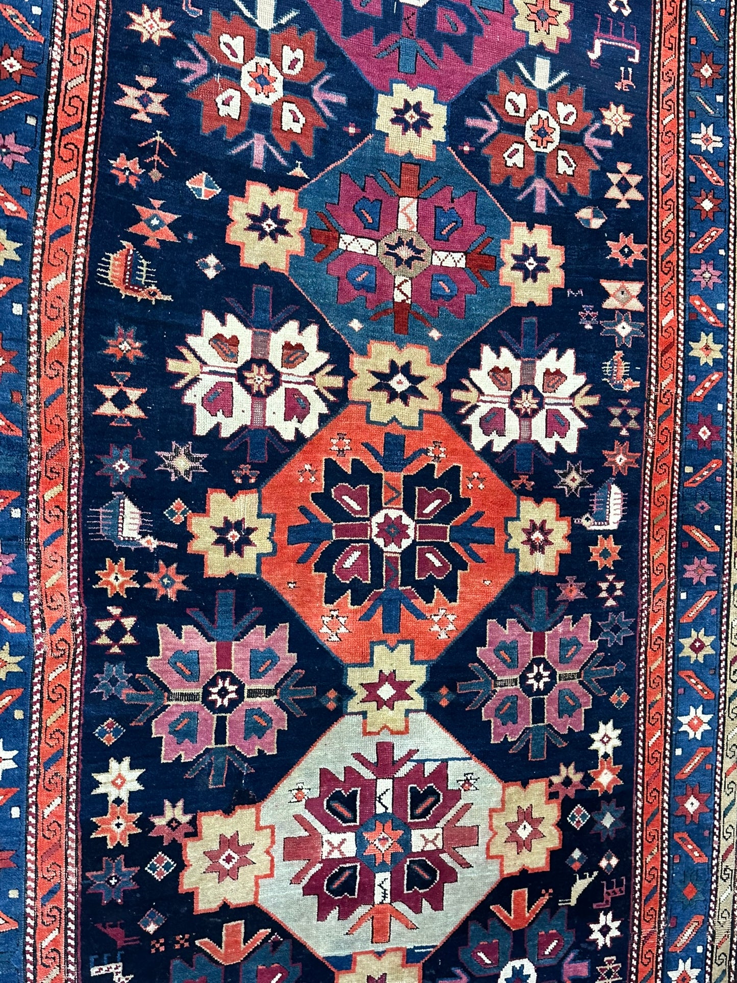 Orientteppich handgeknüpft Kazak Antik 256x124 cm