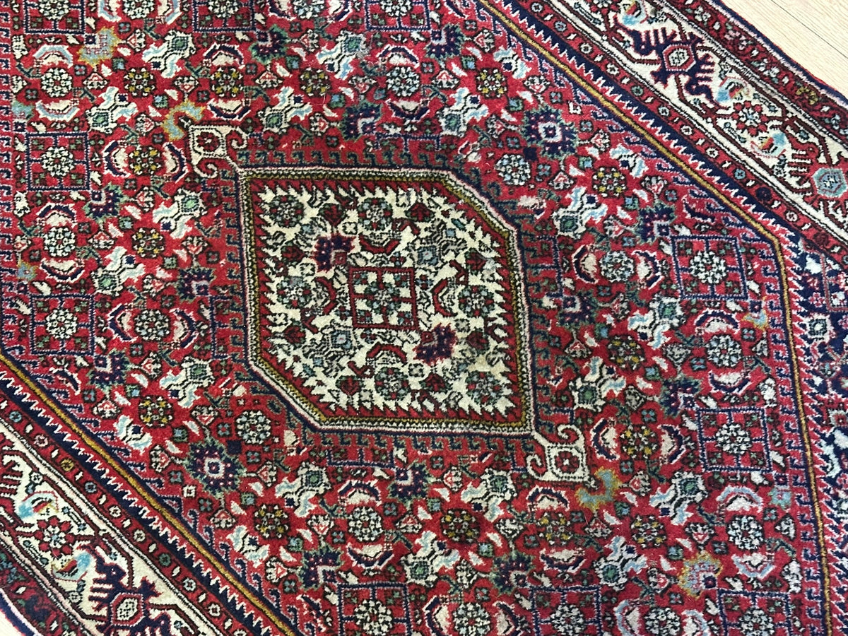 Orientteppich handgeknüpft Bidjar 135 x 81 cm