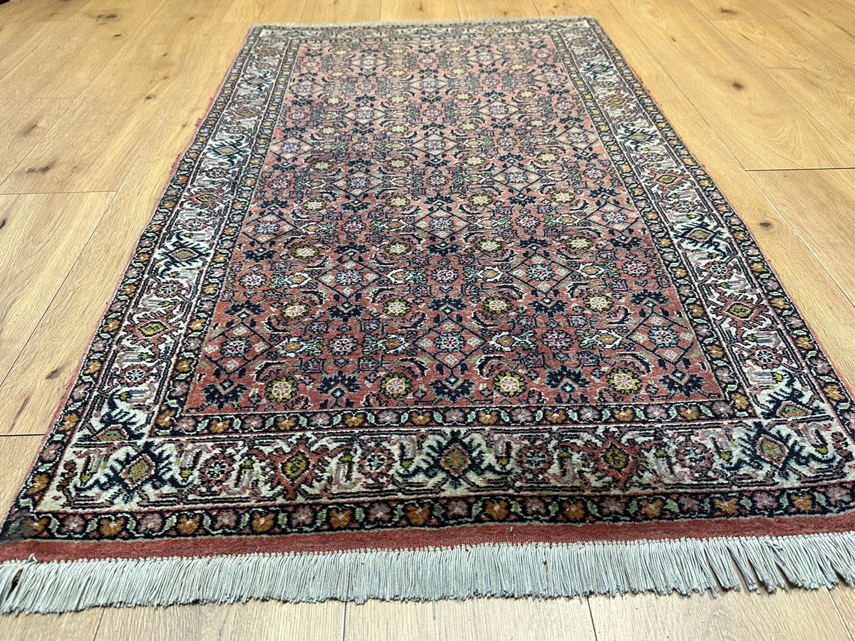 Orientteppich handgeknüpft Bidjar 138 x 83 cm
