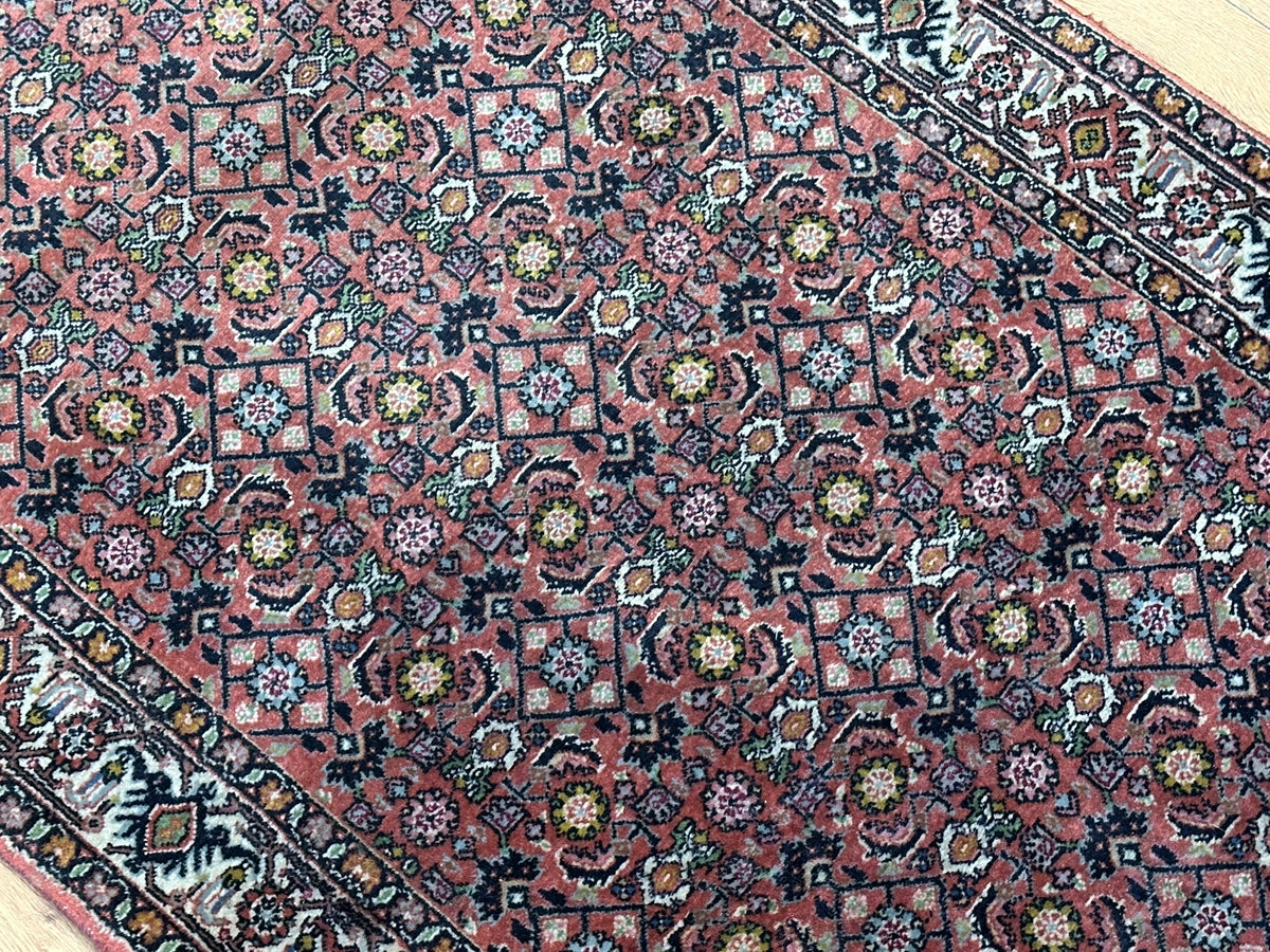 Orientteppich handgeknüpft Bidjar 138 x 83 cm