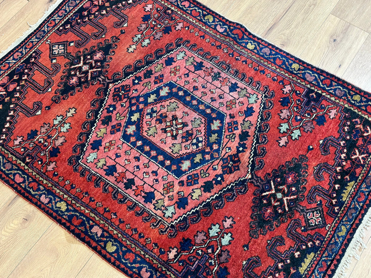 Orientteppich handgeknüpft Viss 160x114 cm